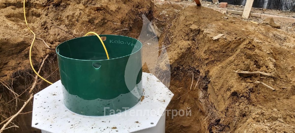 Установка Септика Kolo Vesi 3 низкий корпус в загородном доме